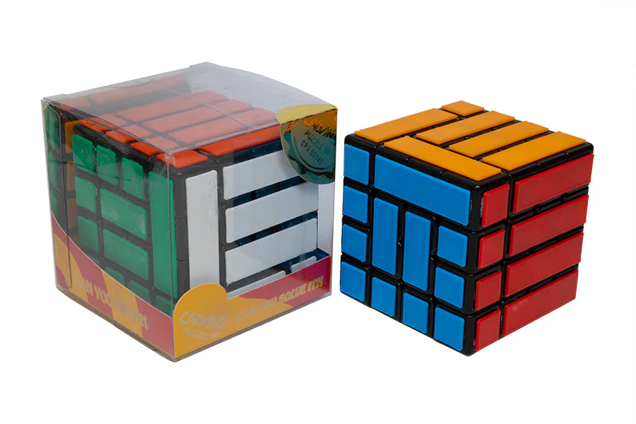 Evgeniy Bandaged 4x4 (Fence Cube)