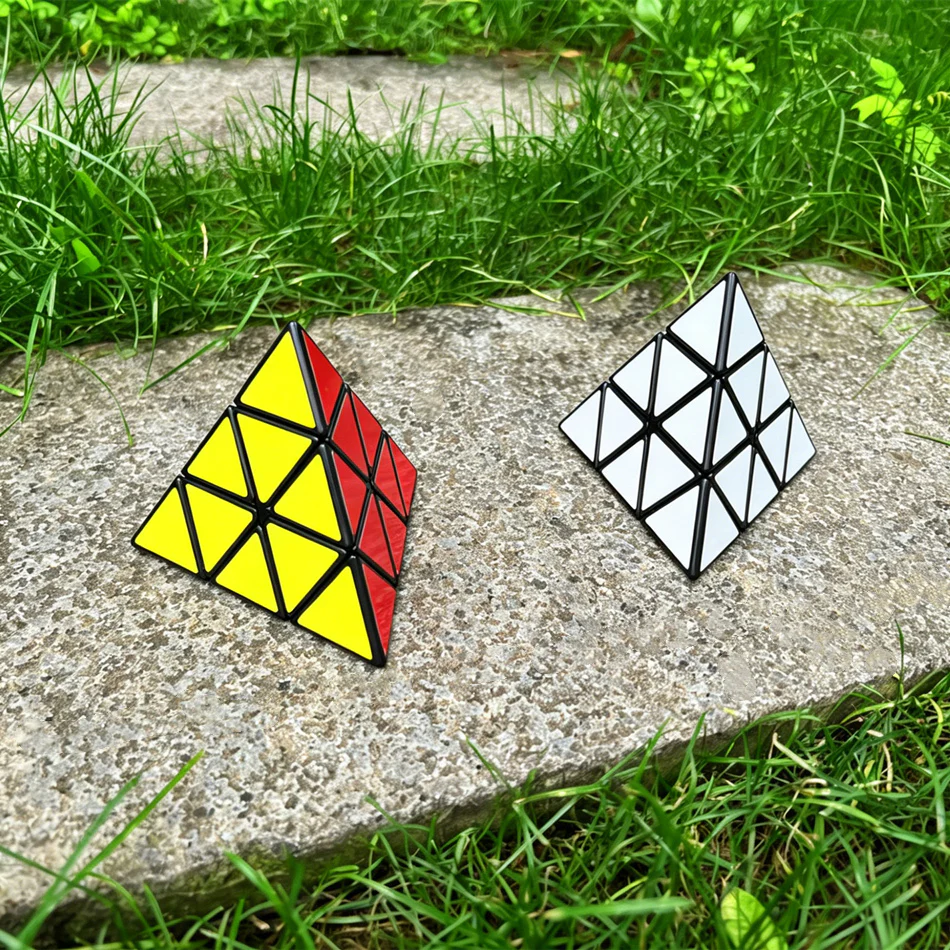 ZePuzzles Tricky Pyraminx - Image 5